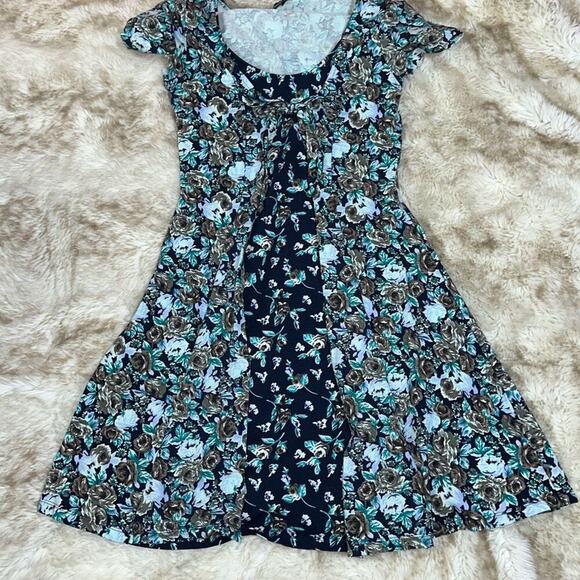 ASOS Blue Cool Tone Floral Skater A-Line Dress | Sz 4 - Picture 2 of 5